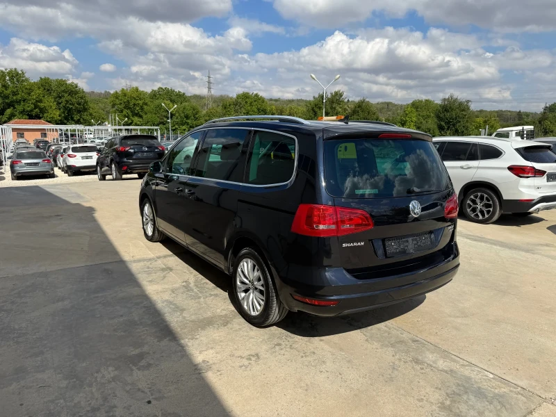 VW Sharan 2.0tdi 140k.c* DSG* Panorama* Highline* Navi* UNIK, снимка 5 - Автомобили и джипове - 51694577