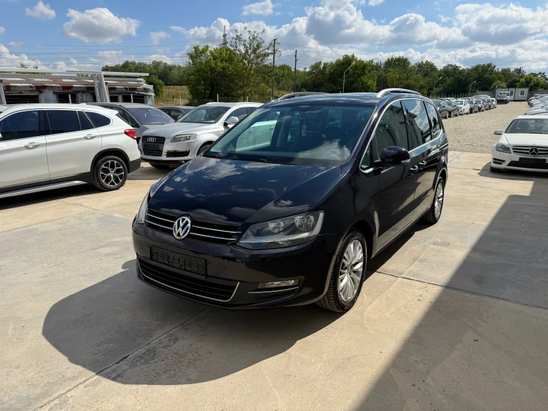 VW Sharan 2.0tdi 140k.c* DSG* Panorama* Highline* Navi* UNIK, снимка 2 - Автомобили и джипове - 51694577