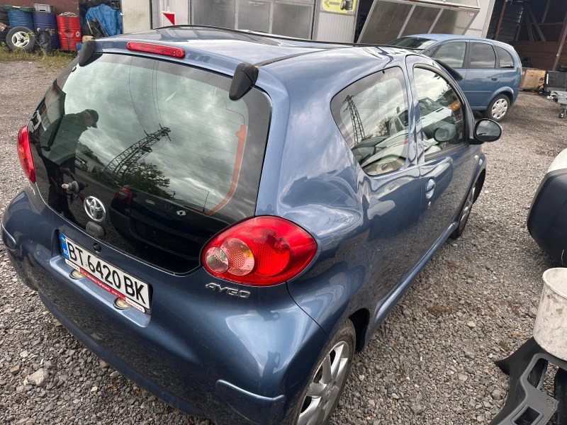 Toyota Aygo 1.0, снимка 3 - Автомобили и джипове - 52044454