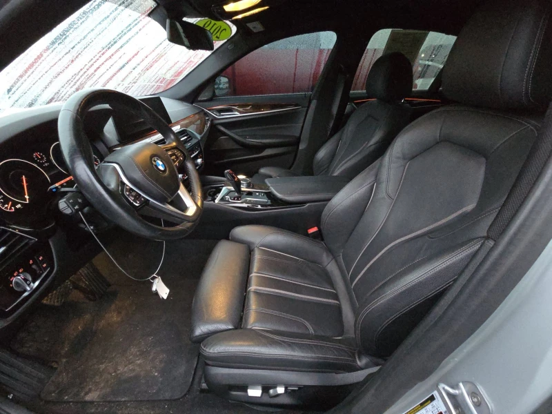 BMW 540 * HARMAN* 360* HeadUP* DIS* Soft-Close* ЛИЗИНГ* , снимка 7 - Автомобили и джипове - 52827064