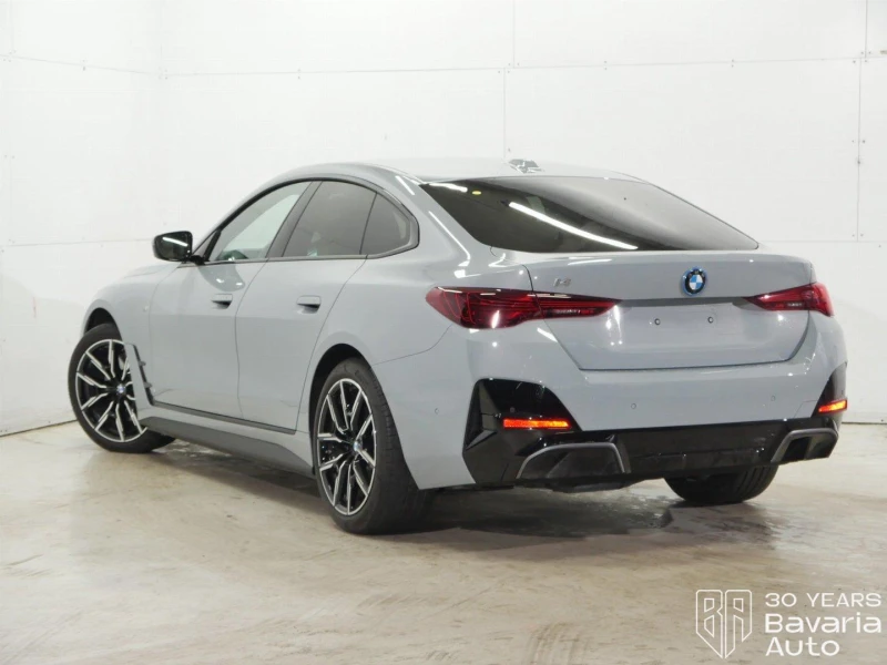 BMW i4 40 eDrive M Sport Paket, снимка 2 - Автомобили и джипове - 52834209