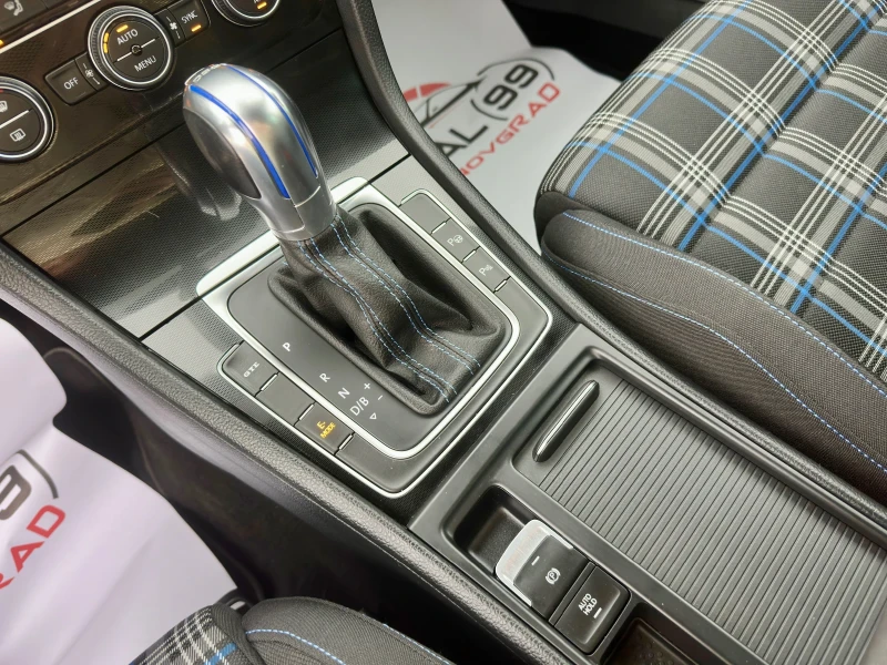 VW Golf 1.4 GTE PLUG-IN HYBRID:: КАМЕРА:: LED::, снимка 11 - Автомобили и джипове - 52973615