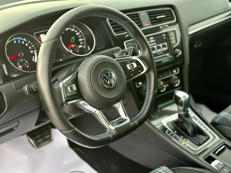 VW Golf 1.4 GTE PLUG-IN HYBRID:: КАМЕРА:: LED::, снимка 9 - Автомобили и джипове - 52973615