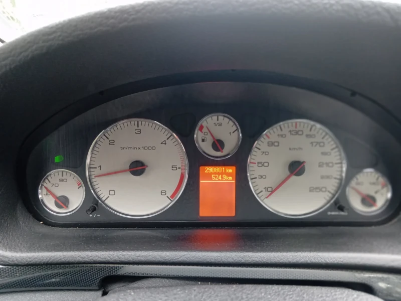 Peugeot 407 2.0HDI, снимка 8 - Автомобили и джипове - 53273363