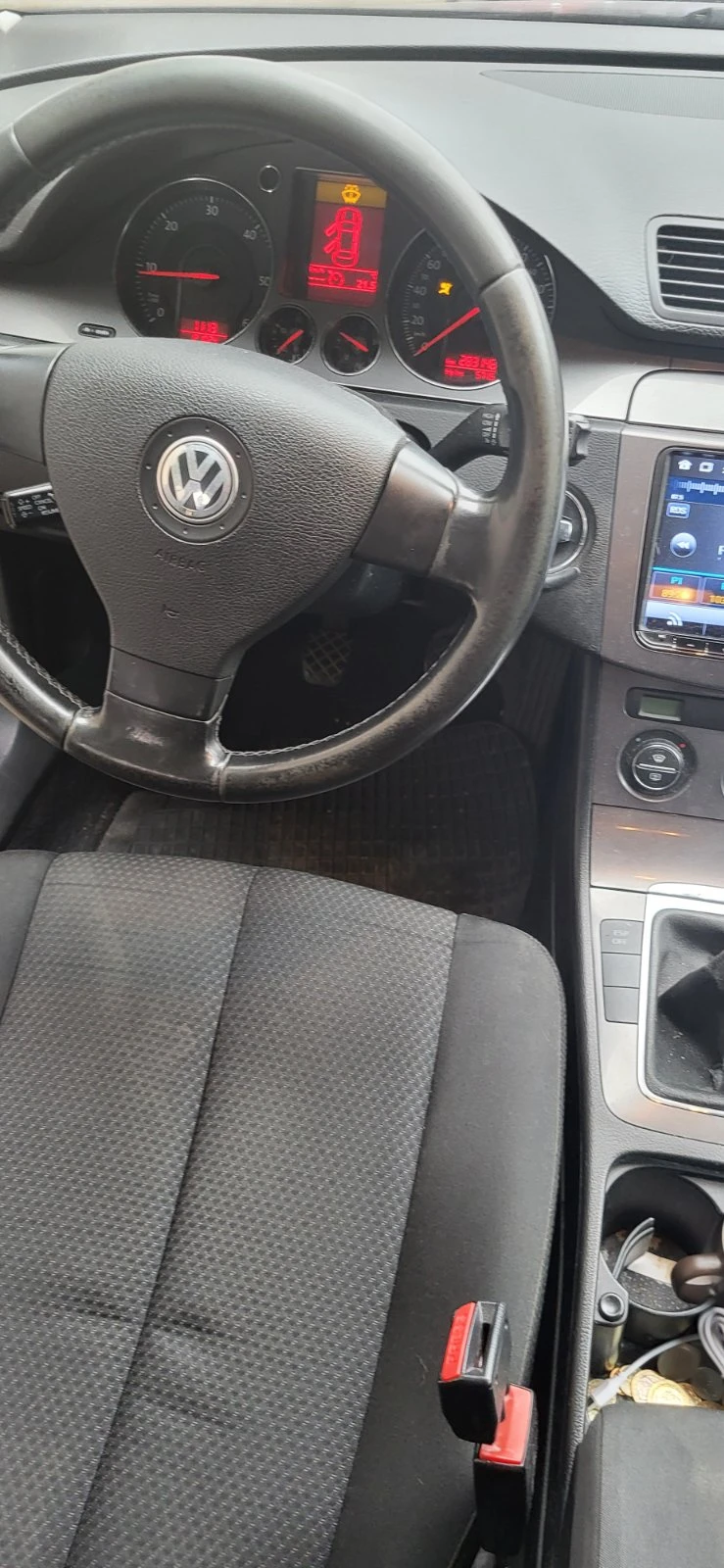 VW Passat 105, снимка 5 - Автомобили и джипове - 47555873