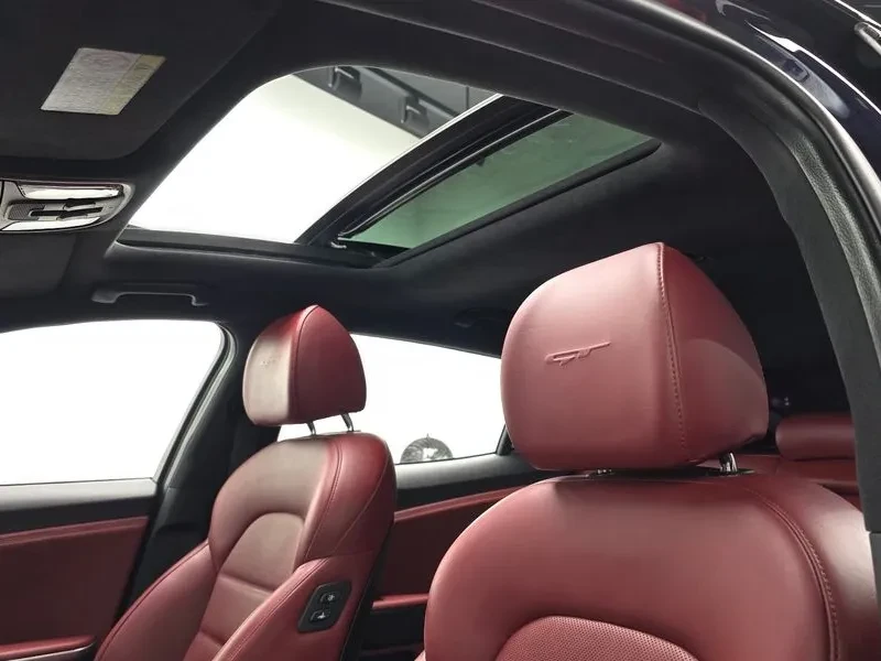 Kia Stinger 3.3 2WD GT - САМО 30% АВАНС , снимка 17 - Автомобили и джипове - 55998799