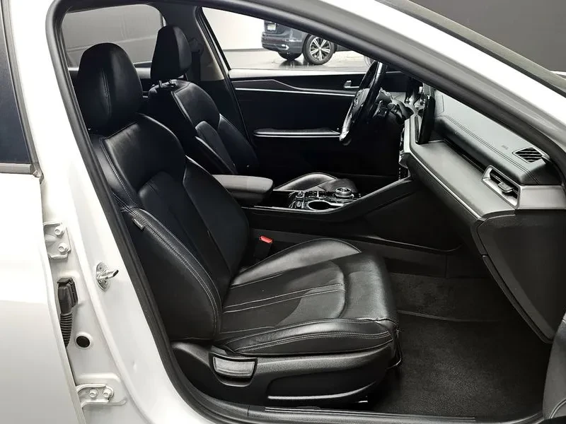 Kia K5 2.0 Prestige, снимка 10 - Автомобили и джипове - 56382340