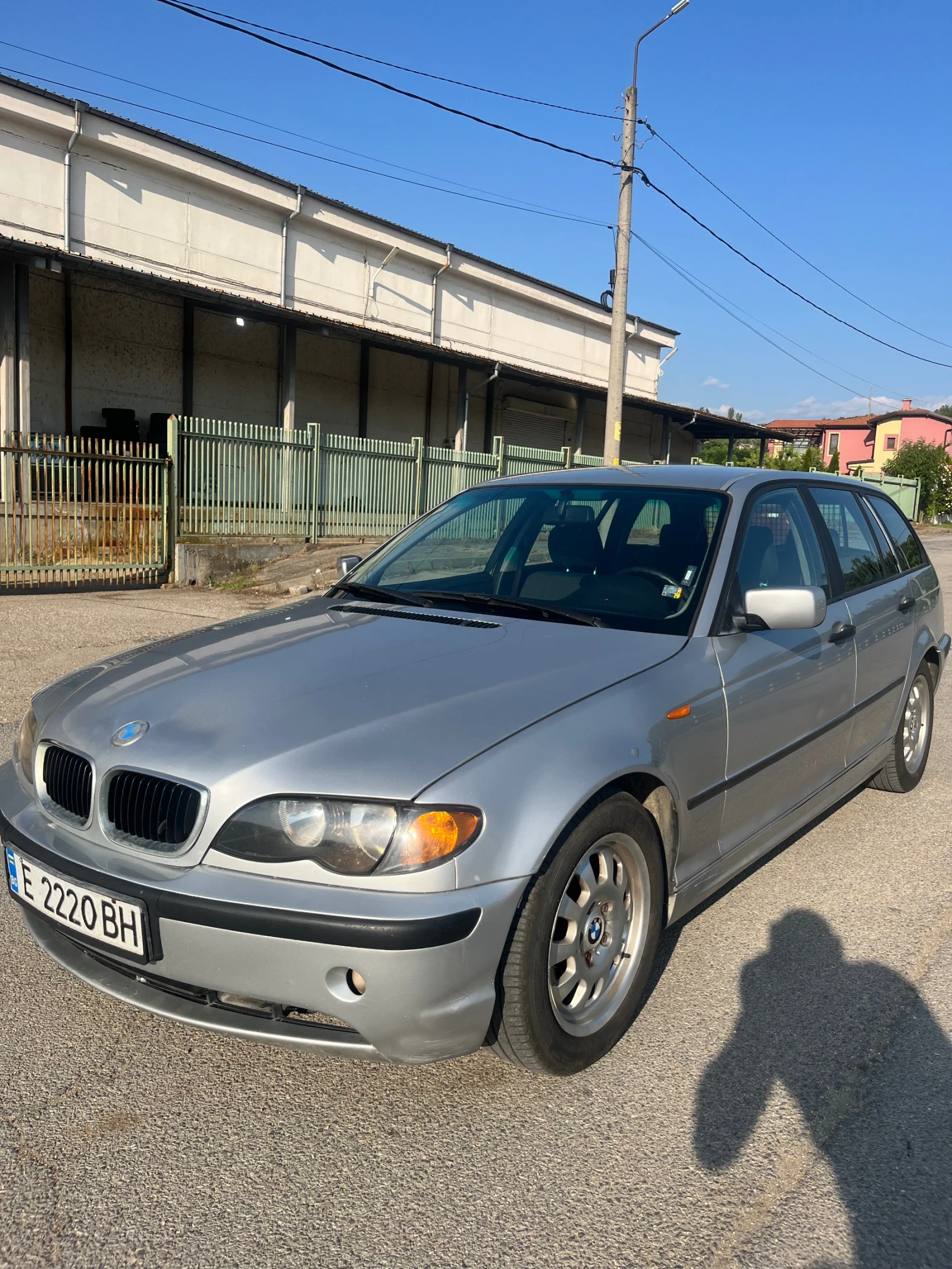 BMW 320 320d - изображение 5