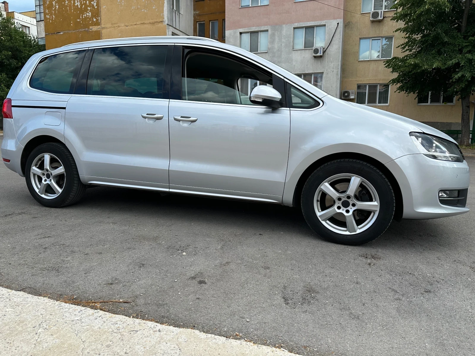 VW Sharan 2.0 TDI - изображение 2