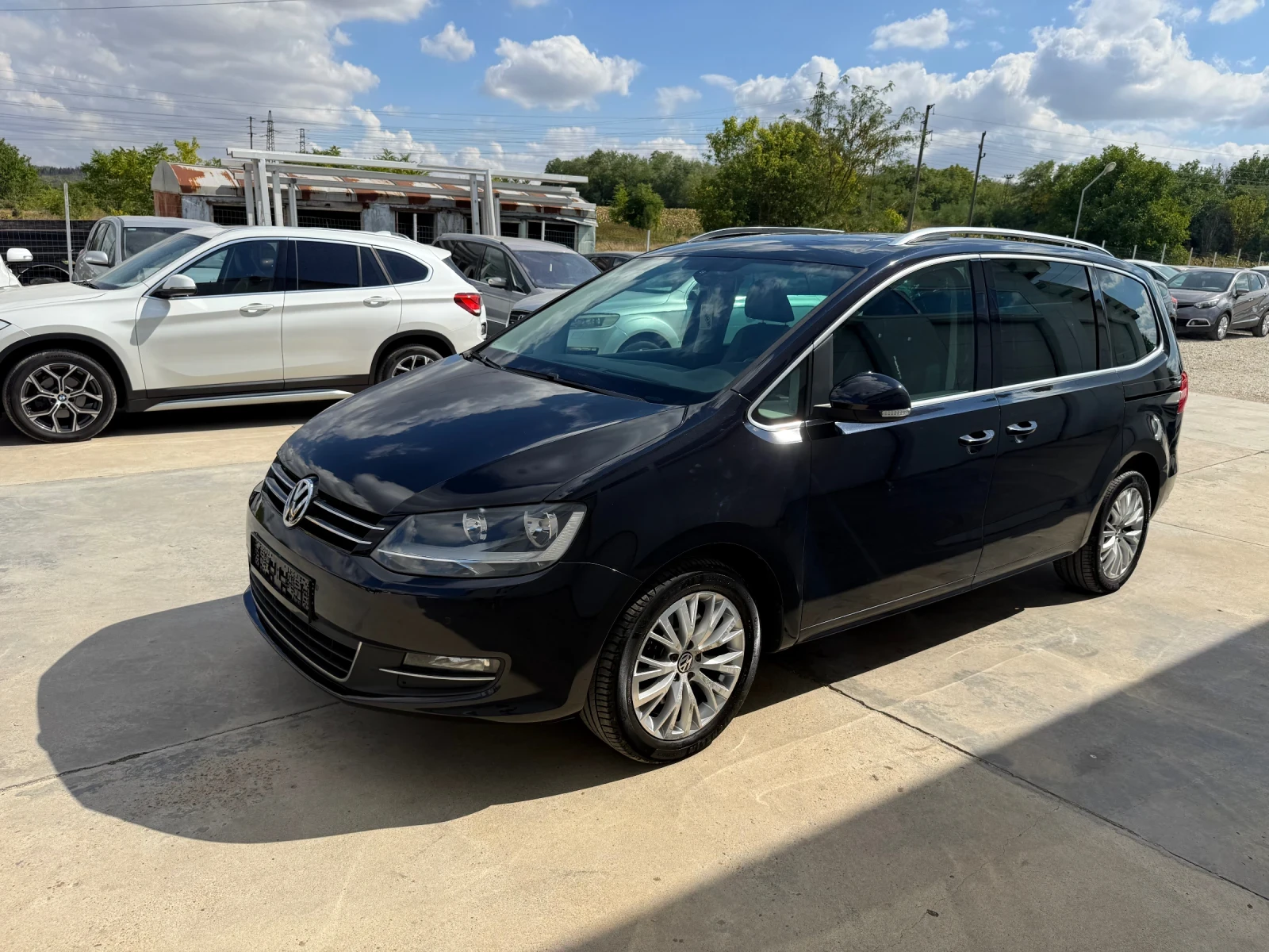 VW Sharan 2.0tdi 140k.c* DSG* Panorama* Highline* Navi* UNIK - изображение 3