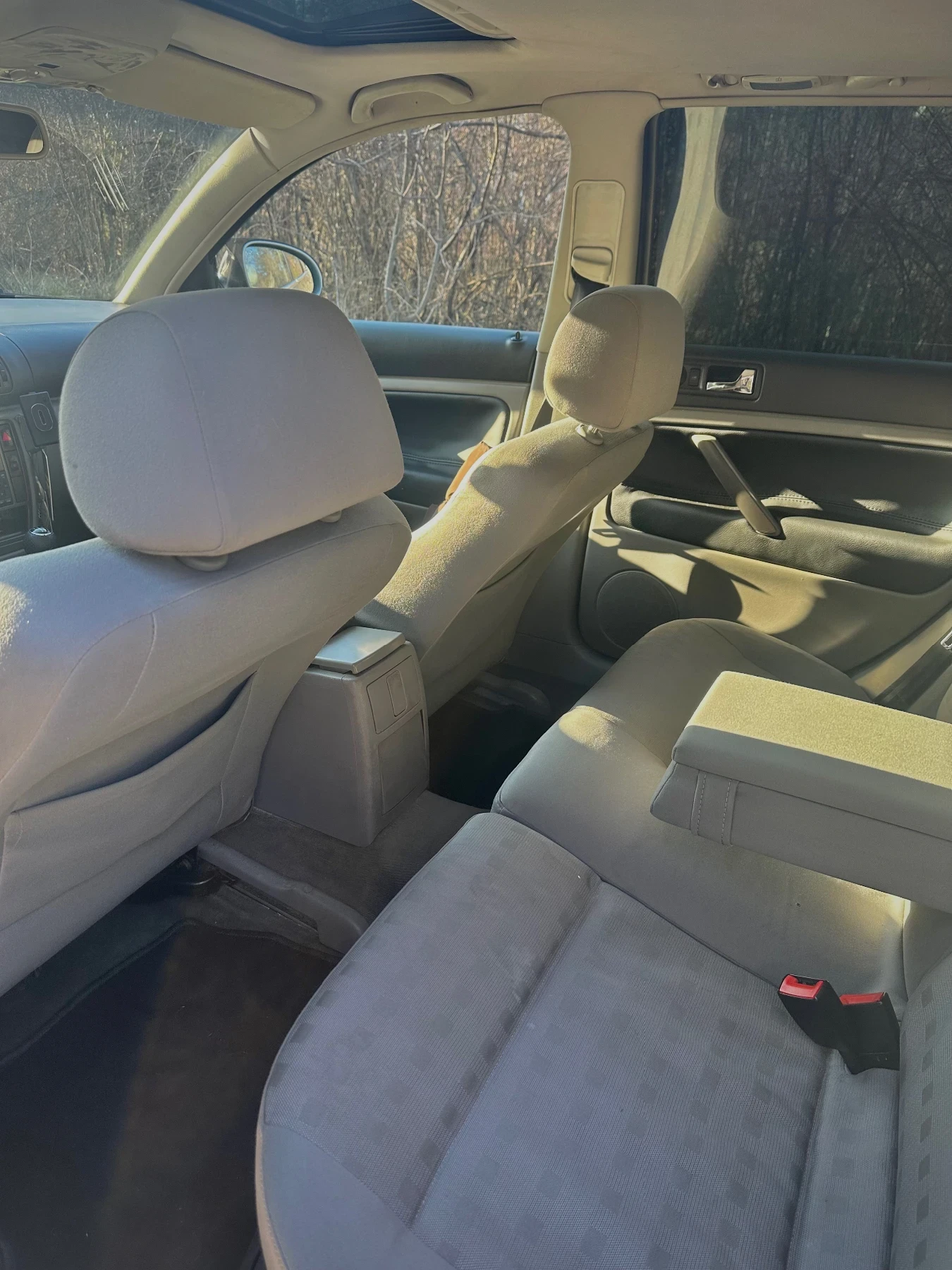 VW Passat, снимка 5 - Автомобили и джипове - 53849358