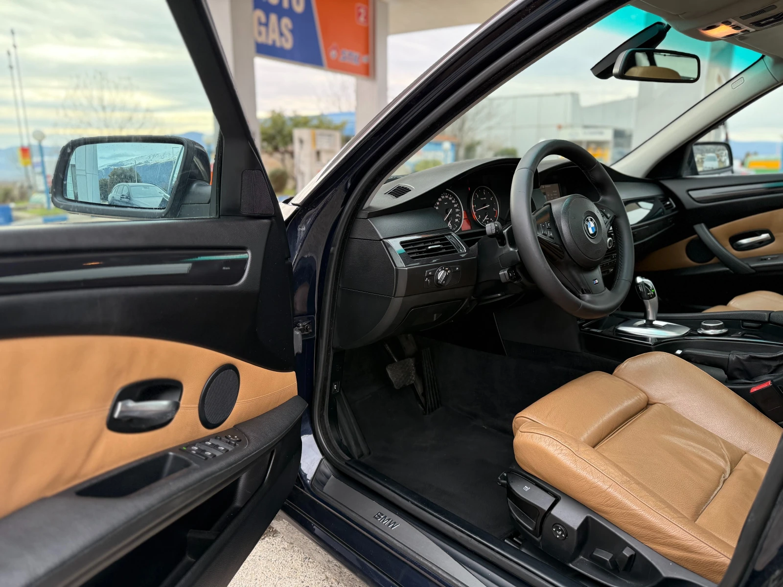 BMW 525 Recaro/Panorama, снимка 9 - Автомобили и джипове - 53865336