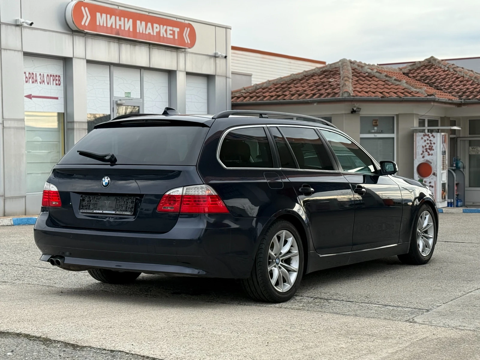 BMW 525 Recaro/Panorama, снимка 4 - Автомобили и джипове - 53865336