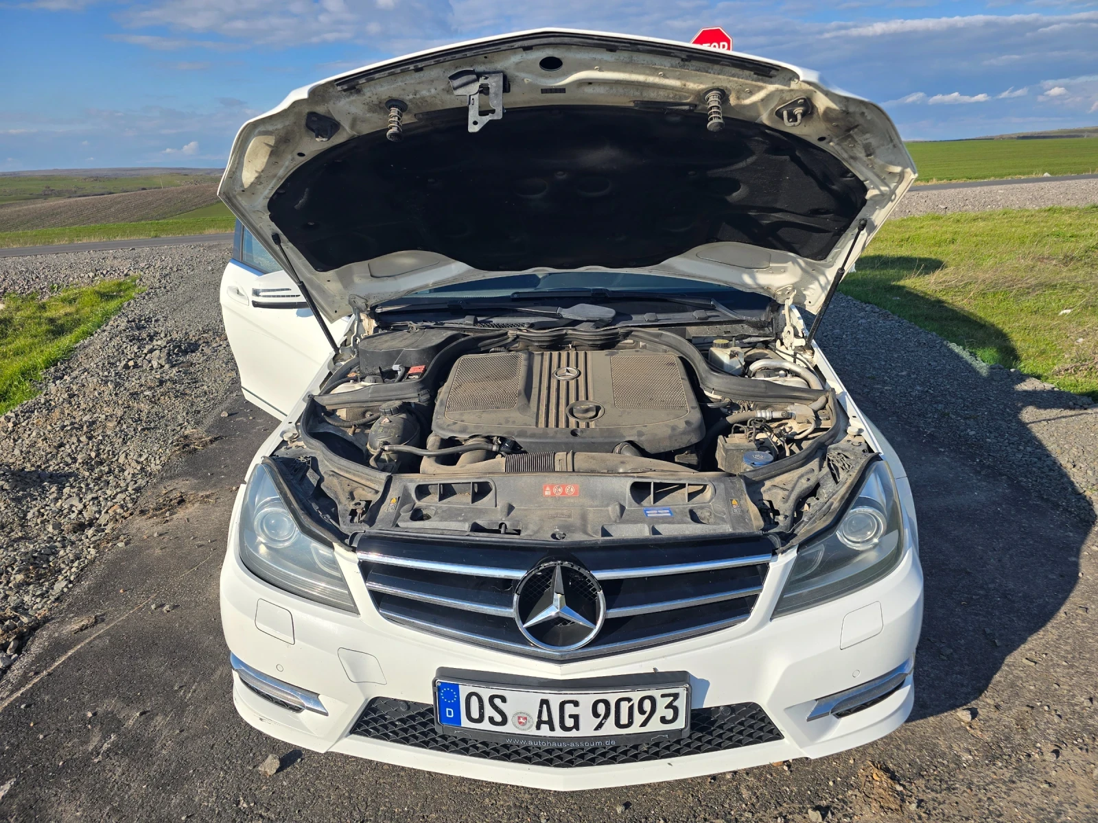 Mercedes-Benz C 220, снимка 9 - Автомобили и джипове - 54072233