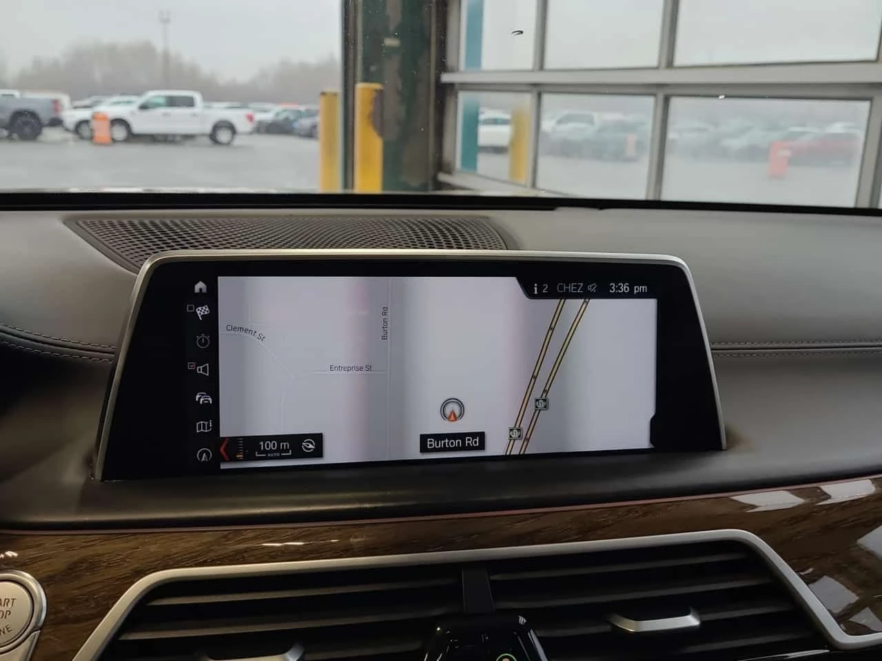 BMW 750 * XDRIVE * 360 * ОБДУВХАНЕ * КОМПЛЕКТ ГУМИ , снимка 11 - Автомобили и джипове - 54209416