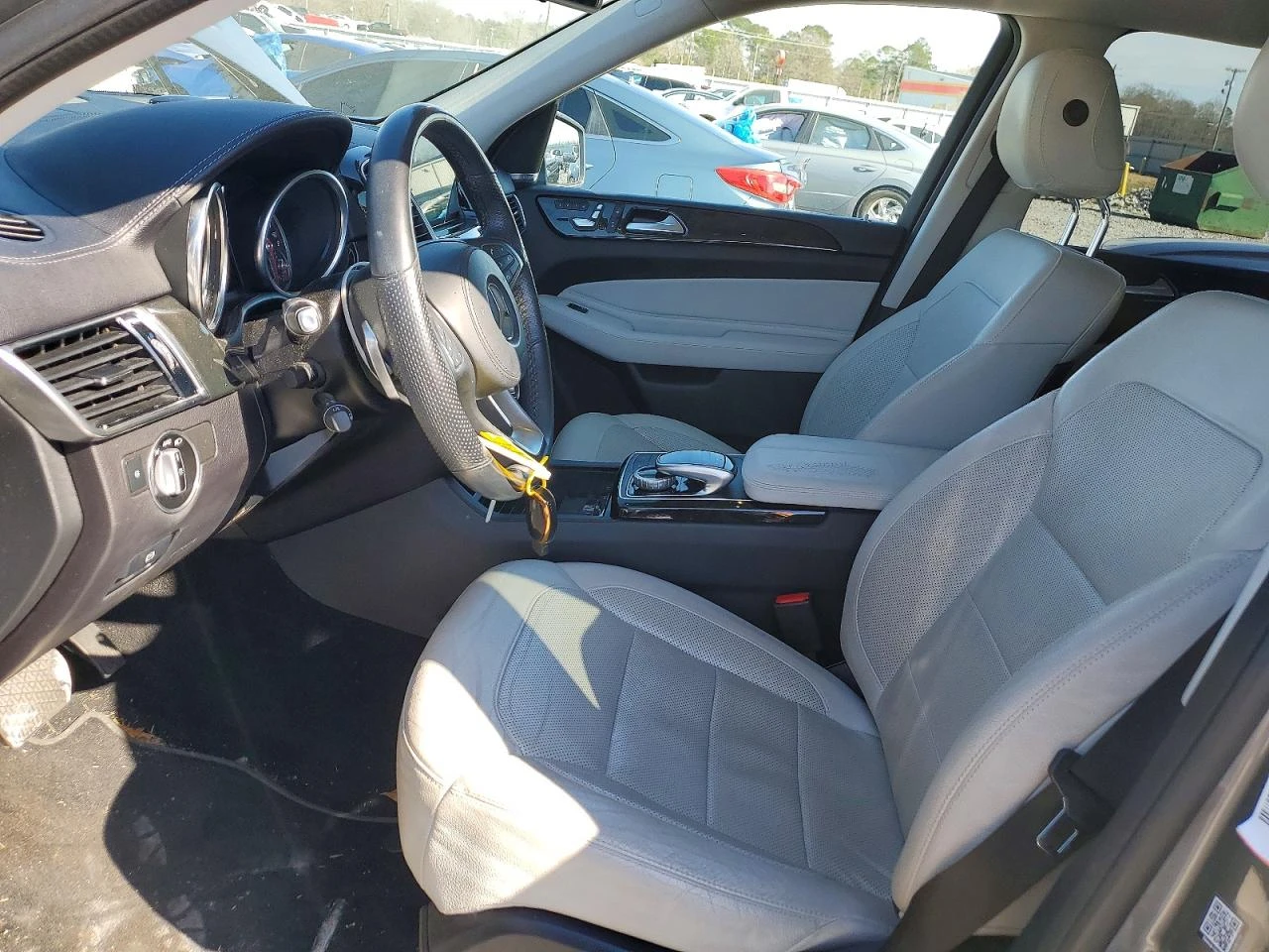 Mercedes-Benz GLS 450 3.0l 4Matic, снимка 7 - Автомобили и джипове - 54430582