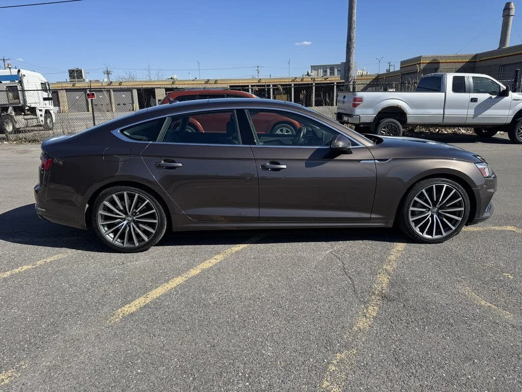 Audi A5 2.0 TFSI quattro* АвтоКредит* (Цена до БГ) , снимка 5 - Автомобили и джипове - 54524486