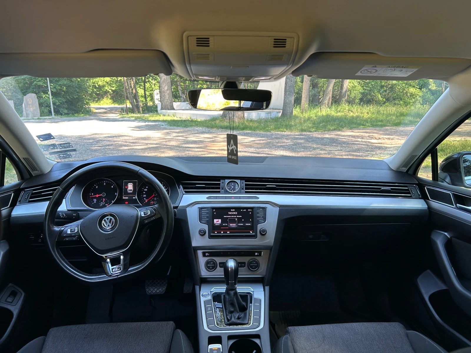VW Passat 2.0TDI DSJ Evro6b, снимка 9 - Автомобили и джипове - 54987094