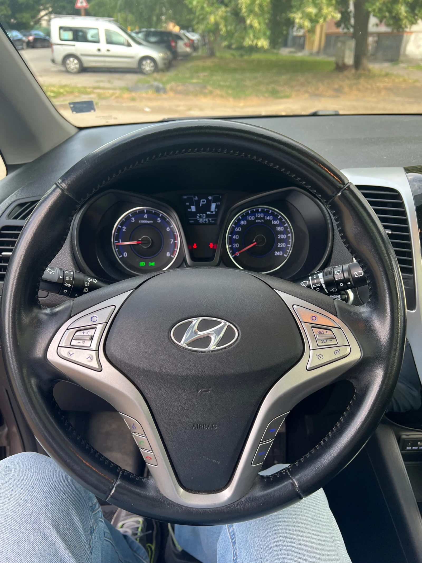 Hyundai Ix20 1, 6 78K PANORAMA NAVI, снимка 7 - Автомобили и джипове - 55306670