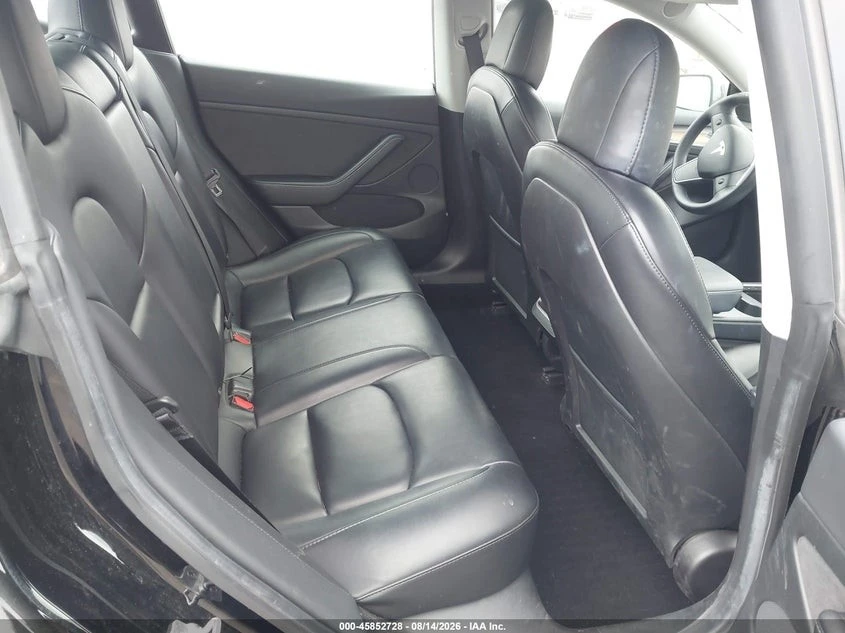 Tesla Model 3 LONG RANGE* DUAL MOTOR* 360* ПОДГРЕВ* ОБДУХ* PANO, снимка 11 - Автомобили и джипове - 55753517