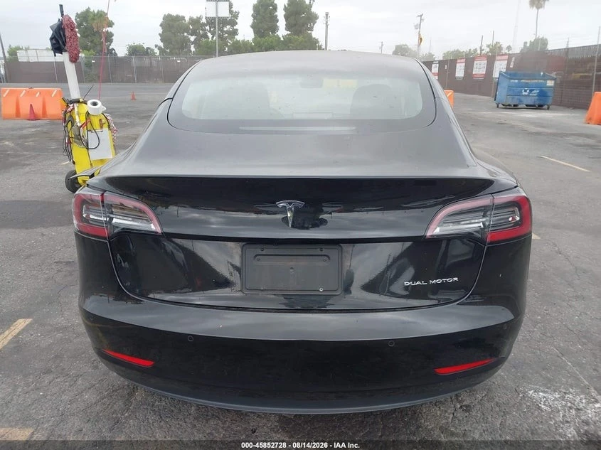 Tesla Model 3 LONG RANGE* DUAL MOTOR* 360* ПОДГРЕВ* ОБДУХ* PANO, снимка 6 - Автомобили и джипове - 55753517