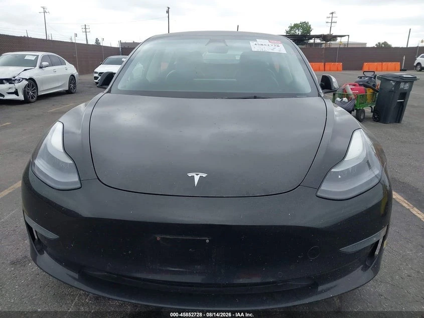 Tesla Model 3 LONG RANGE* DUAL MOTOR* 360* ПОДГРЕВ* ОБДУХ* PANO, снимка 2 - Автомобили и джипове - 55753517