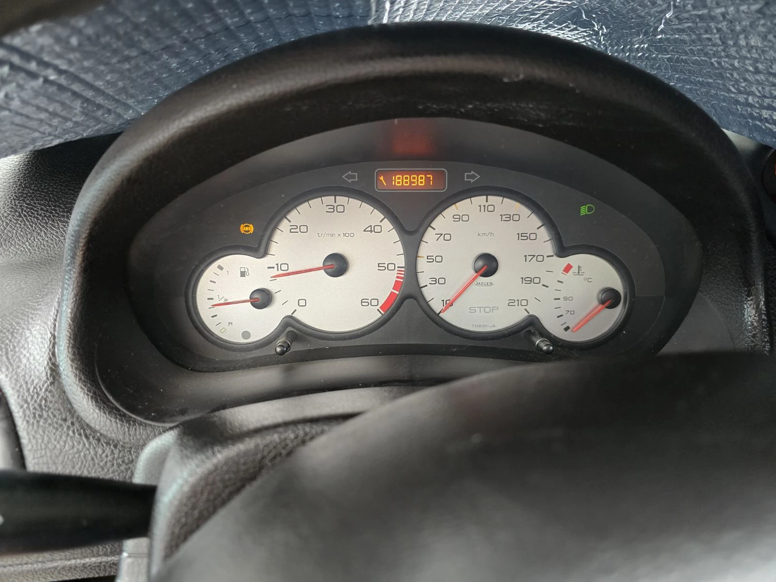 Peugeot 206 1.4 HDI, снимка 4 - Автомобили и джипове - 55868493