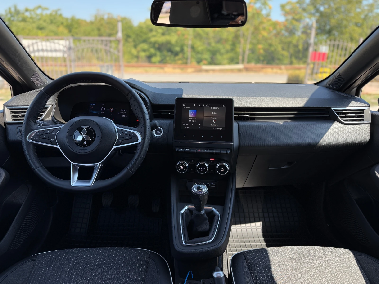 Mitsubishi Colt 1.0I * НОВ АВТОМОБИЛ* ДОКАЗУЕМИ КИЛОМЕТРИ* , снимка 7 - Автомобили и джипове - 55901679