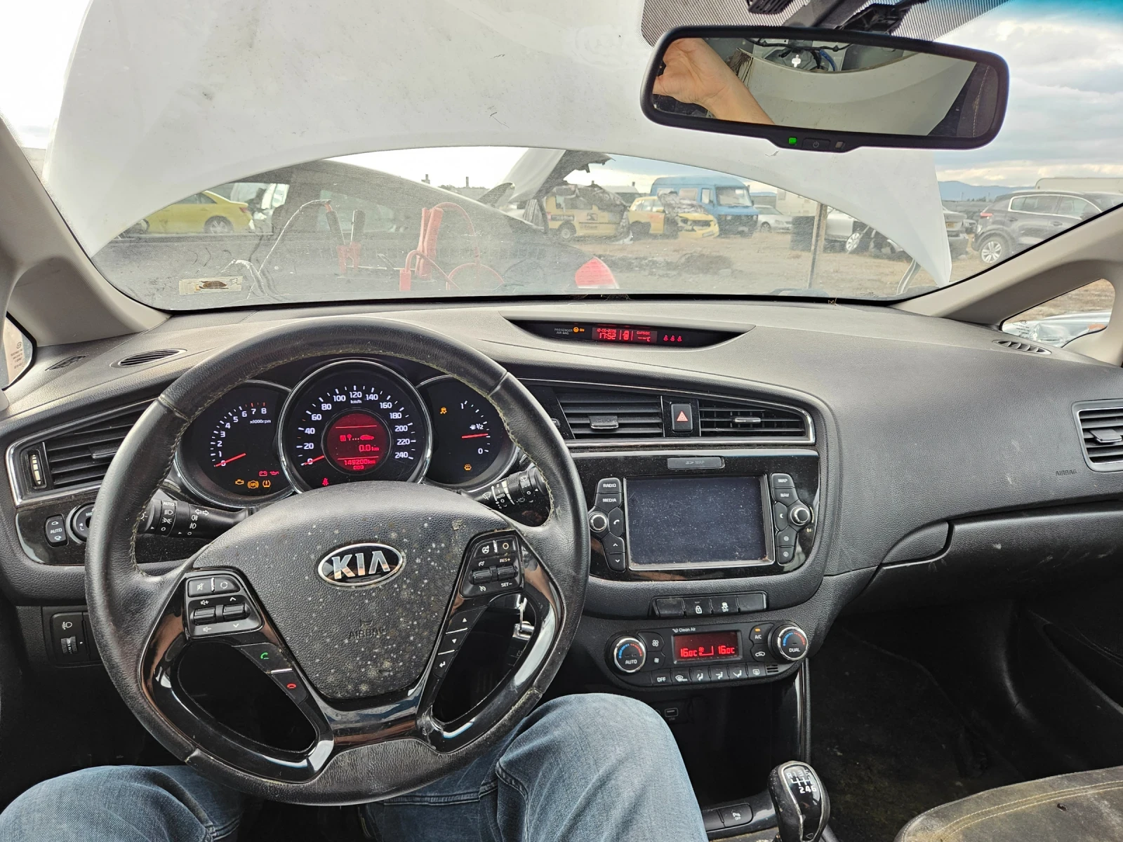 Kia Ceed 1.0 T-GDI, снимка 13 - Автомобили и джипове - 55946970