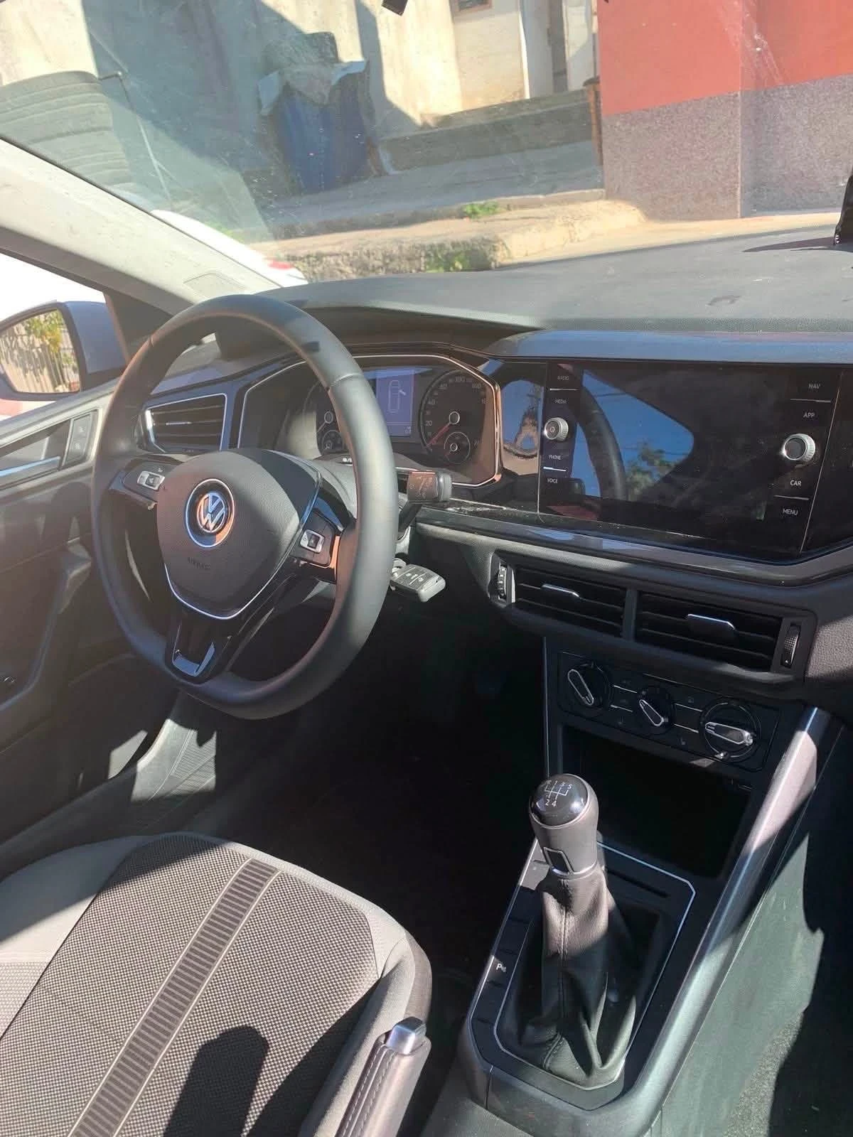 VW Polo, снимка 8 - Автомобили и джипове - 55994379