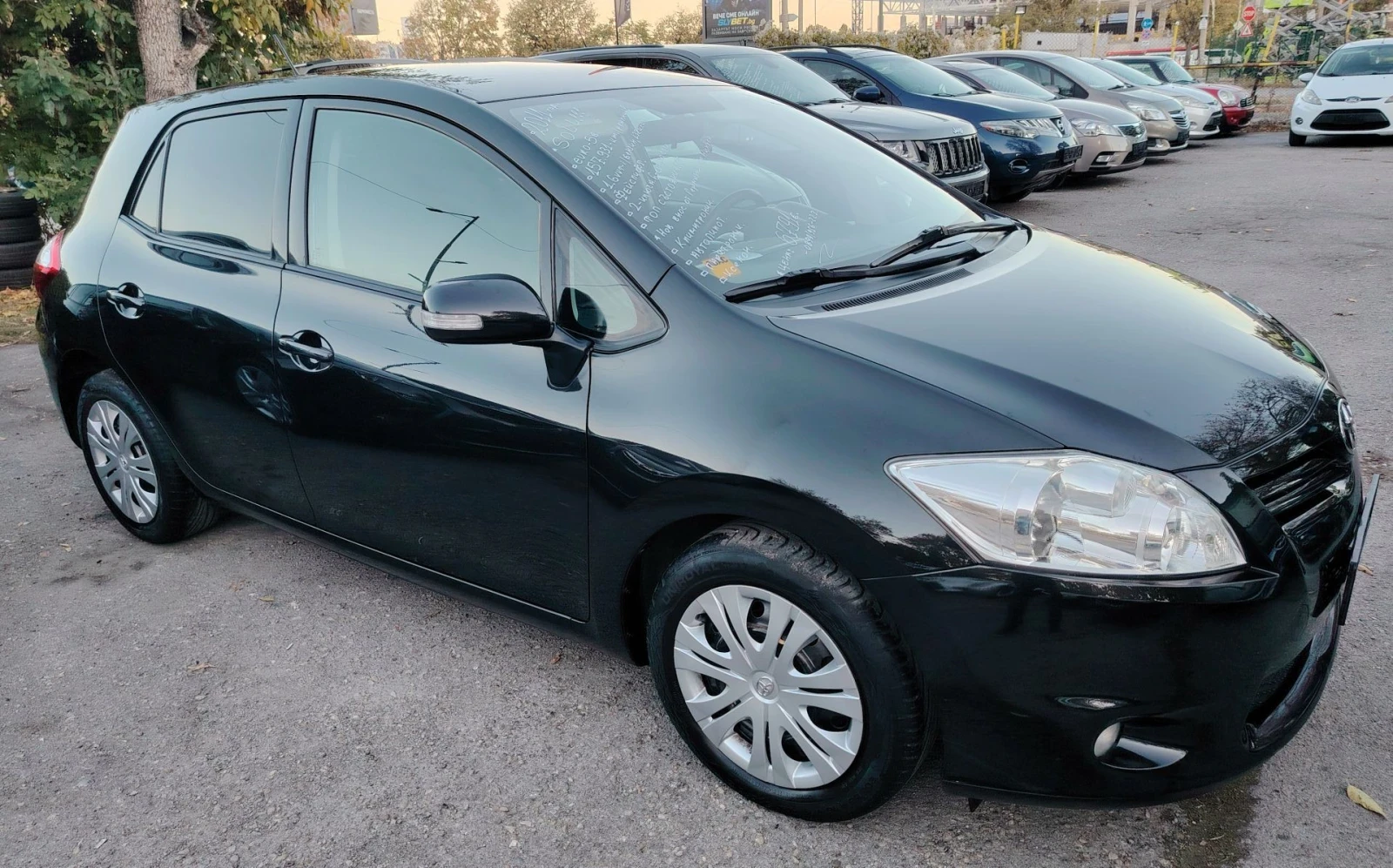 Toyota Auris 1.6vvti/SOLL, снимка 4 - Автомобили и джипове - 56185700