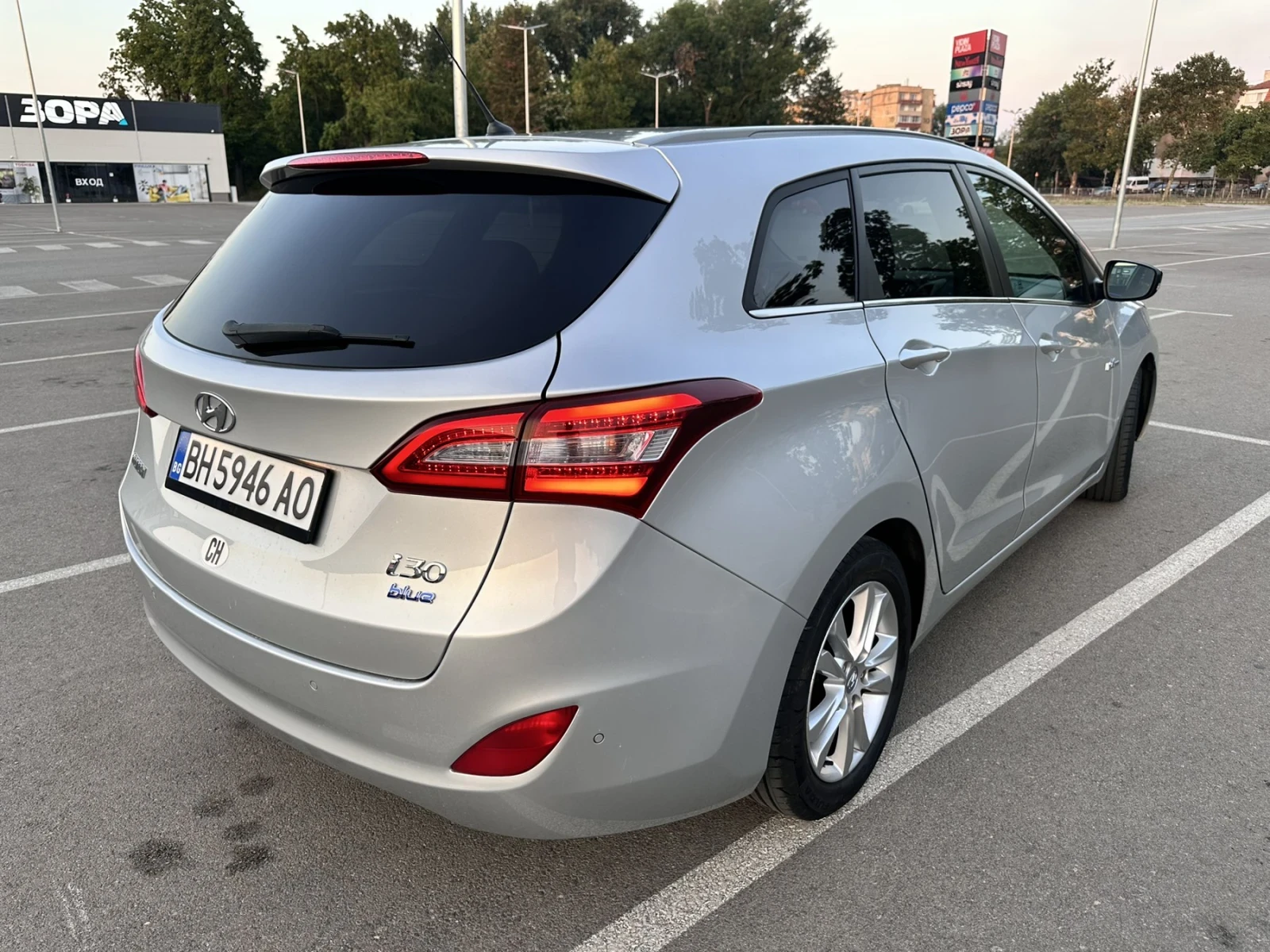 Hyundai I30 1.6crdi/128hp/Швейцария , снимка 5 - Автомобили и джипове - 56204870