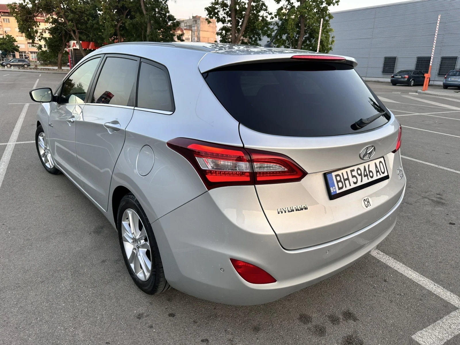 Hyundai I30 1.6crdi/128hp/Швейцария , снимка 7 - Автомобили и джипове - 56204870