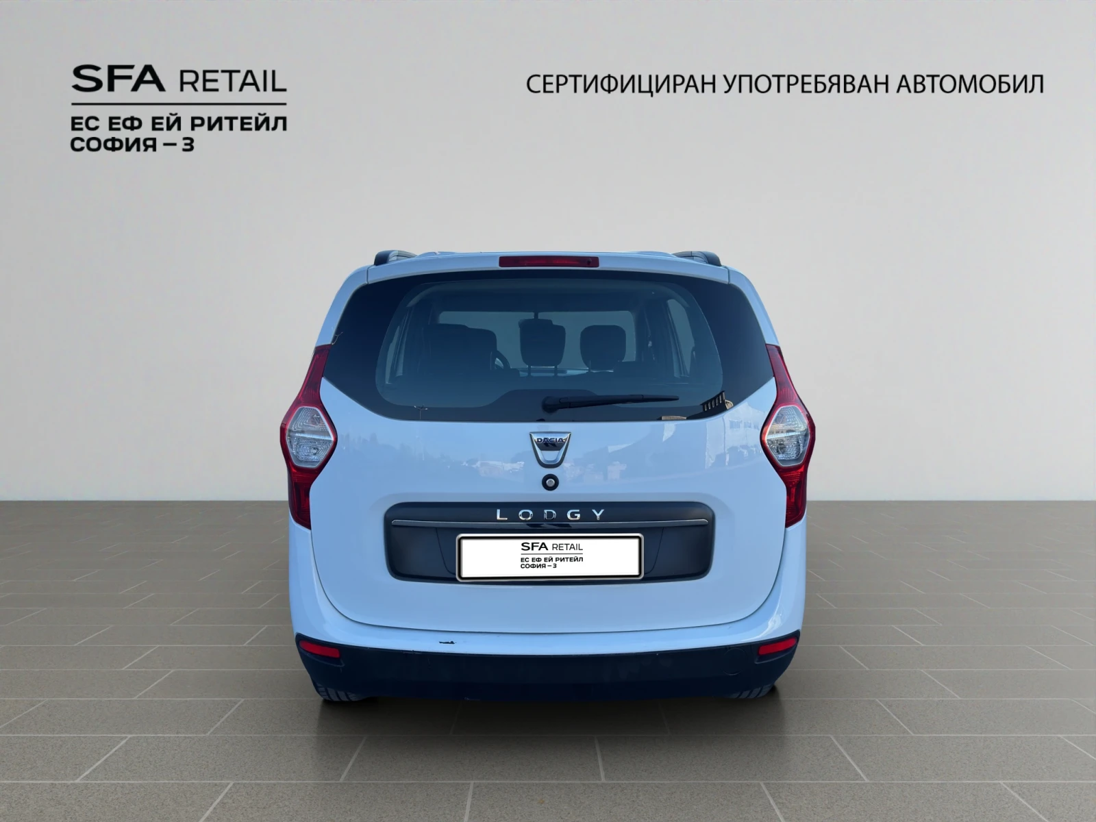 Dacia Lodgy 1.5DCI 95HP MT, снимка 6 - Автомобили и джипове - 56375525