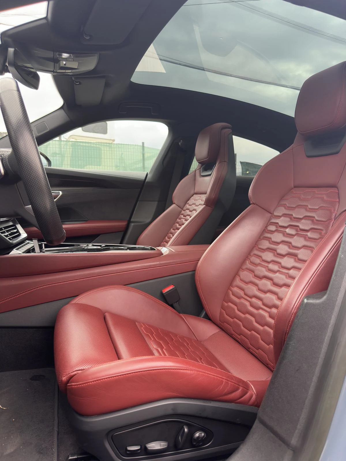 Audi E-Tron GT 93KWh/476�.�/360CAM/PANO/GT/2023�/�������� | Mobile.bg � ����������� 9