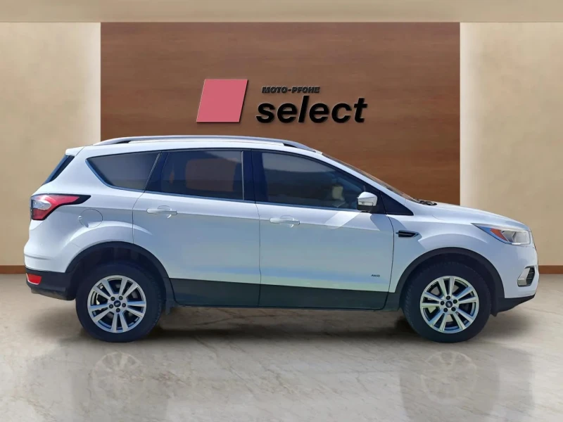 Ford Kuga 2.0 TDCI, снимка 3 - Автомобили и джипове - 48093438