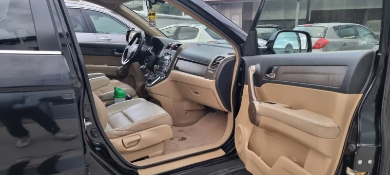 Honda Cr-v, снимка 8 - Автомобили и джипове - 48104217