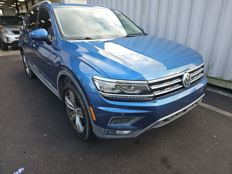 VW Tiguan 4motion* Панорама* Digital cockpit* Кожа, снимка 3 - Автомобили и джипове - 48407749