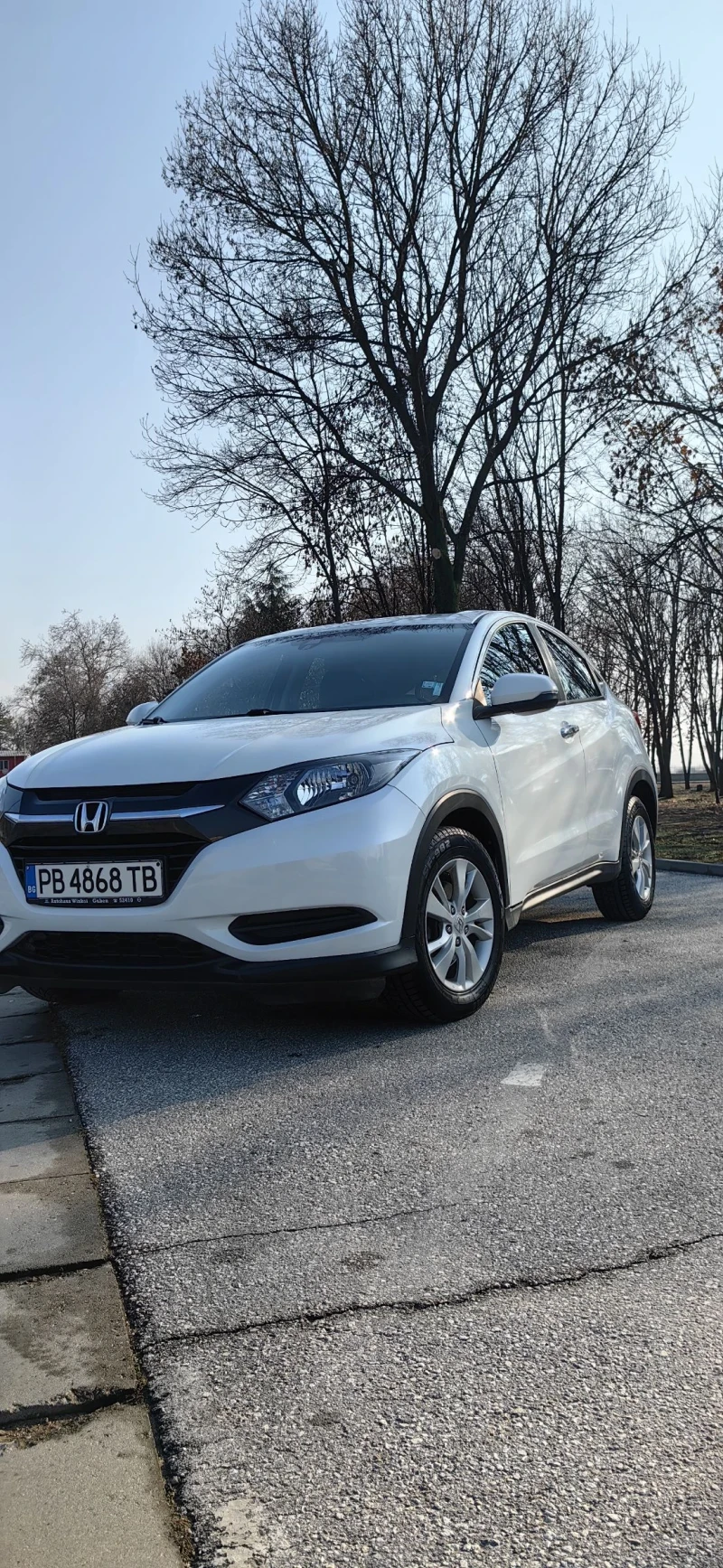 Honda Hr-v 1.5i , снимка 1 - Автомобили и джипове - 48509499