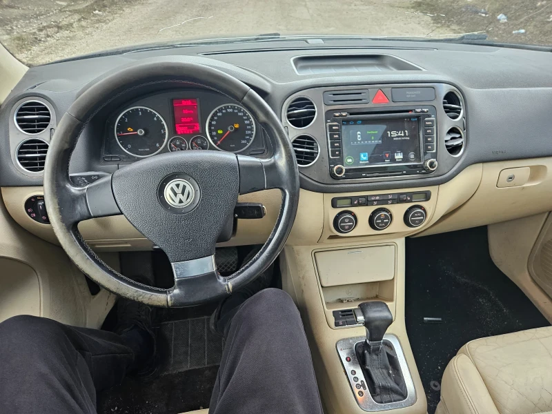 VW Tiguan 2.0dizel 140ks 2009god - DSJ !!, снимка 15 - Автомобили и джипове - 49512107