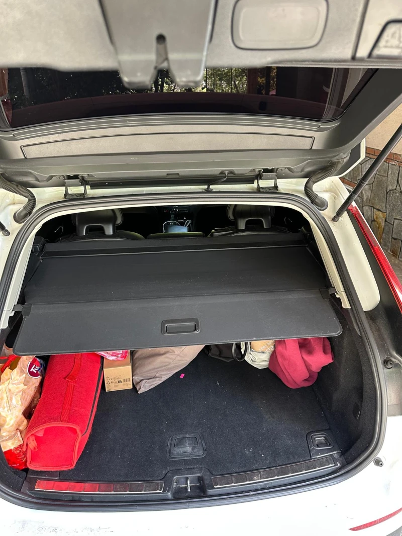 Volvo XC60, снимка 10 - Автомобили и джипове - 53484921