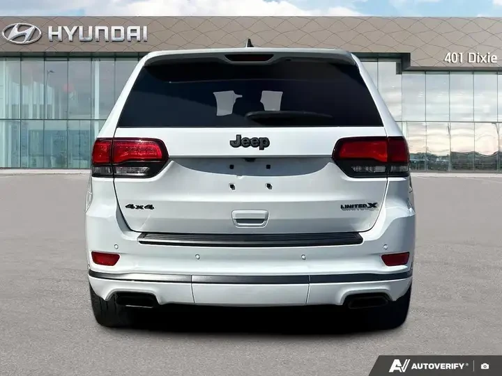 Jeep Grand cherokee Limited X 4x4 * 2 КЛЮЧА * CARFAX, снимка 8 - Автомобили и джипове - 54840523