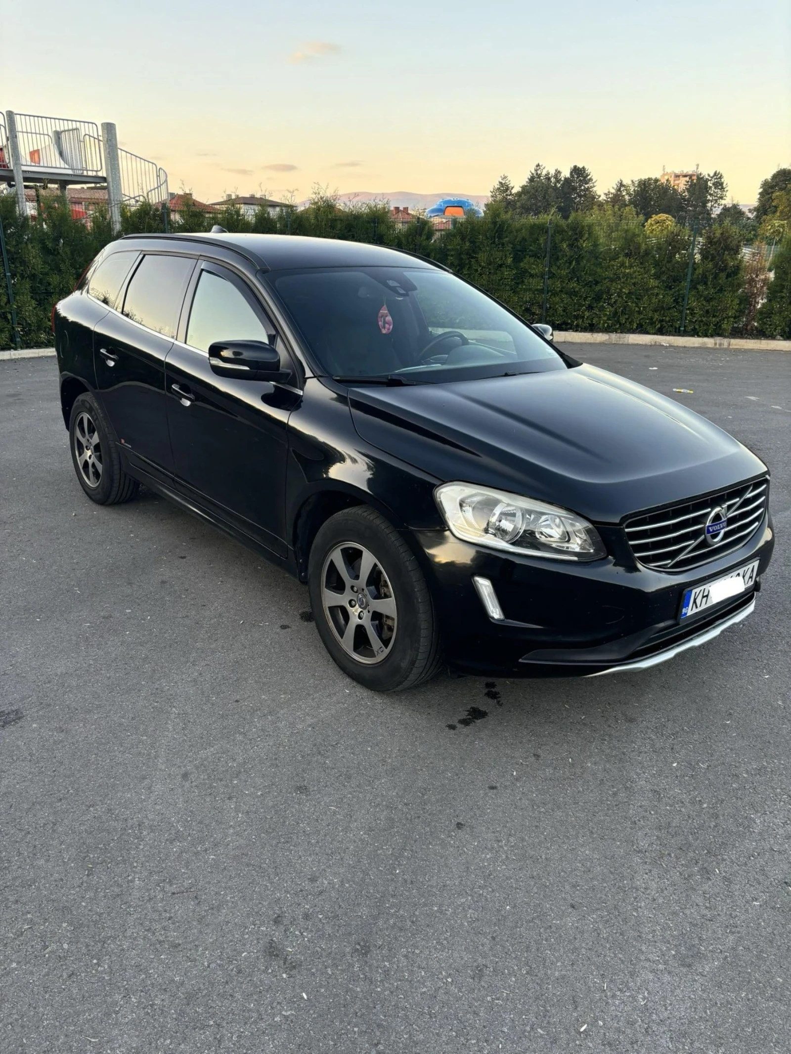 Volvo XC60 Двигателят е пет цилиндров на Волво  - изображение 2