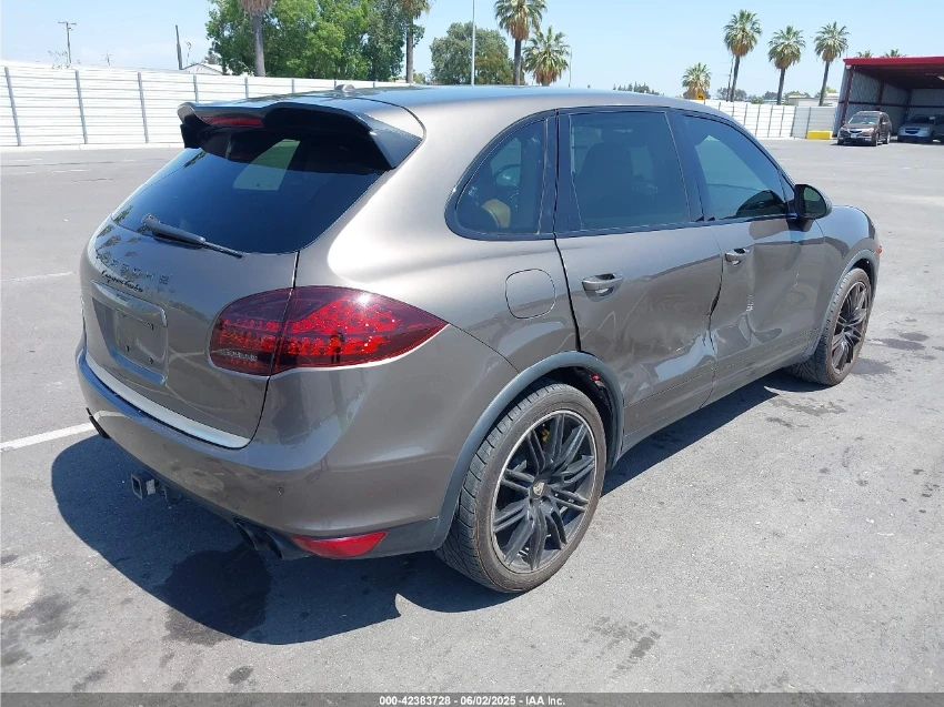 Porsche Cayenne TURBO* AWD* КЛИП НА ДВИГАТЕЛЯ - изображение 6