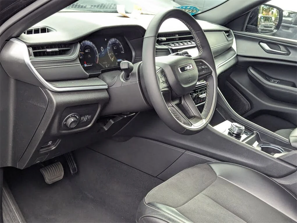 Jeep Grand cherokee * L Altitude * HeadUp* АвтоКредит* (ЦЕНА ДО БГ) - изображение 6