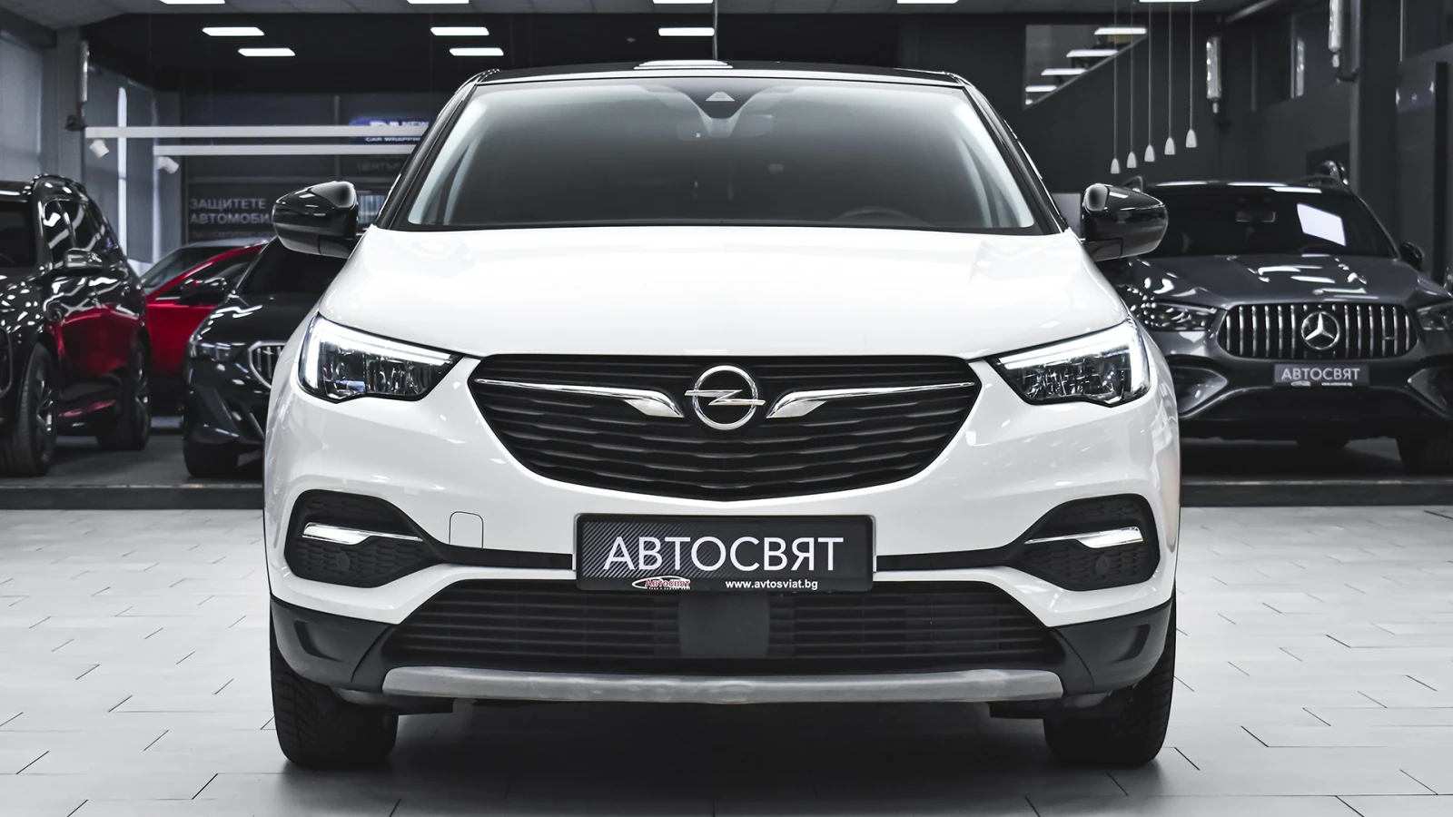 Opel Grandland X 1.6 Turbo Elite Plug-in Hybrid4 4x4 Automatic - изображение 2