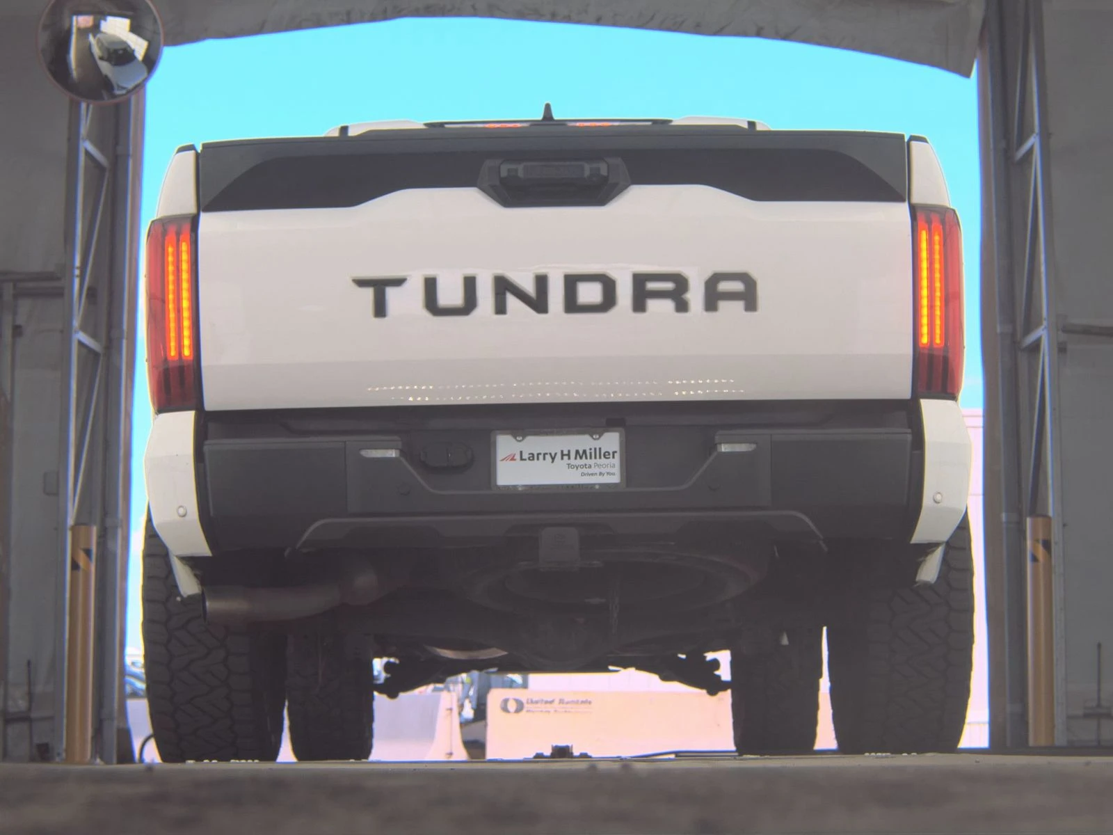 Toyota Tundra SR5 Crew - изображение 7