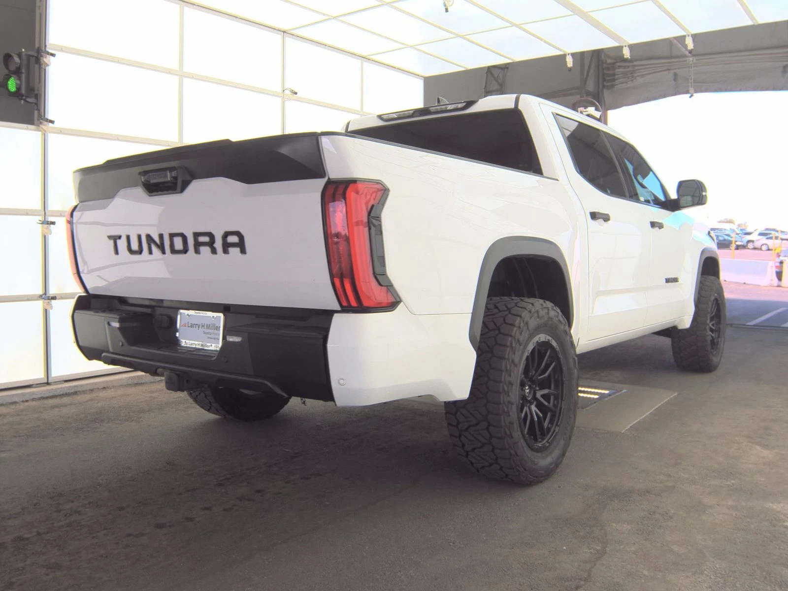Toyota Tundra SR5 Crew - изображение 5