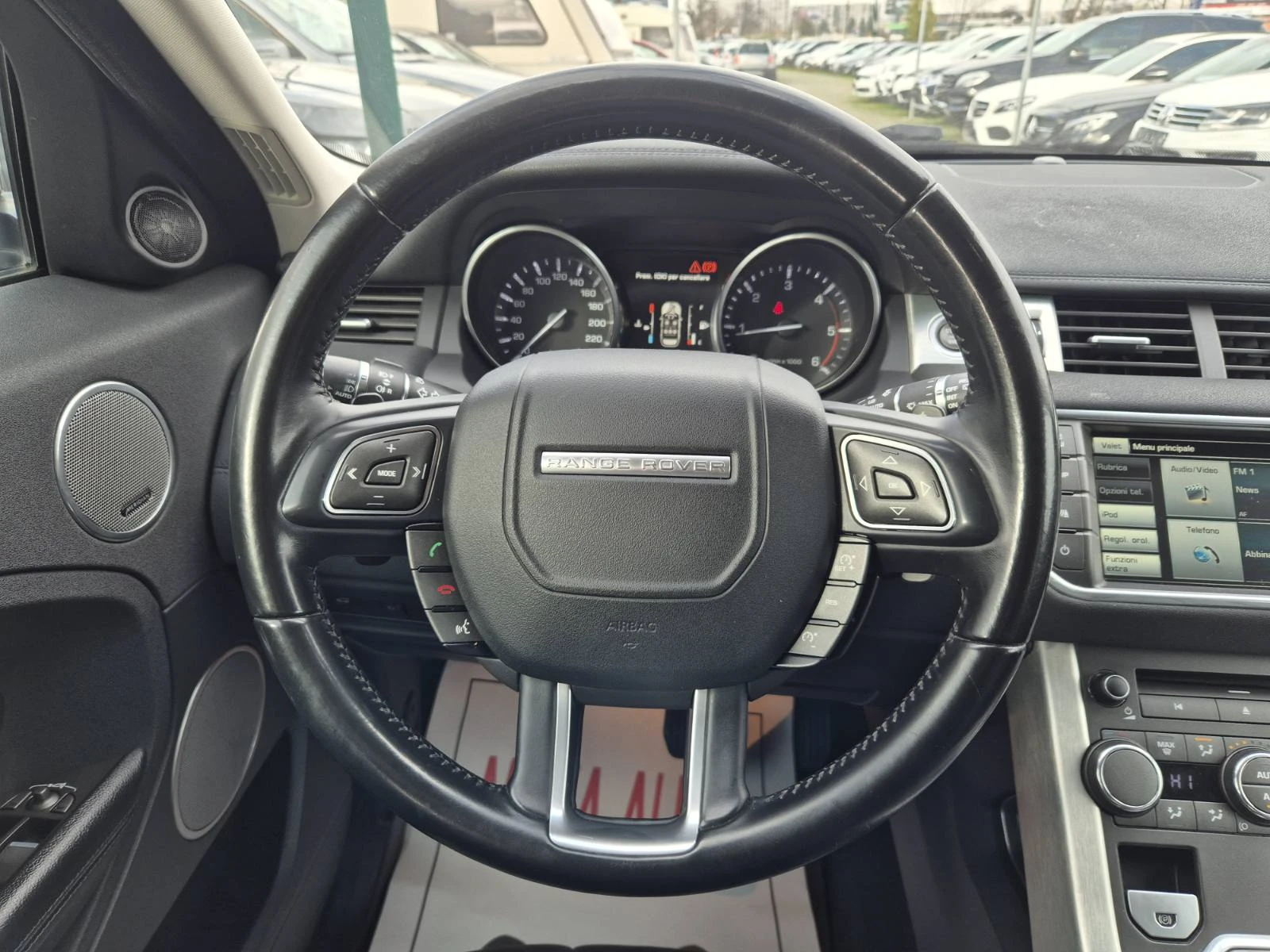Land Rover Range Rover Evoque 2.2D-173.000км-СУПЕР СЪСТОЯНИЕ - изображение 9