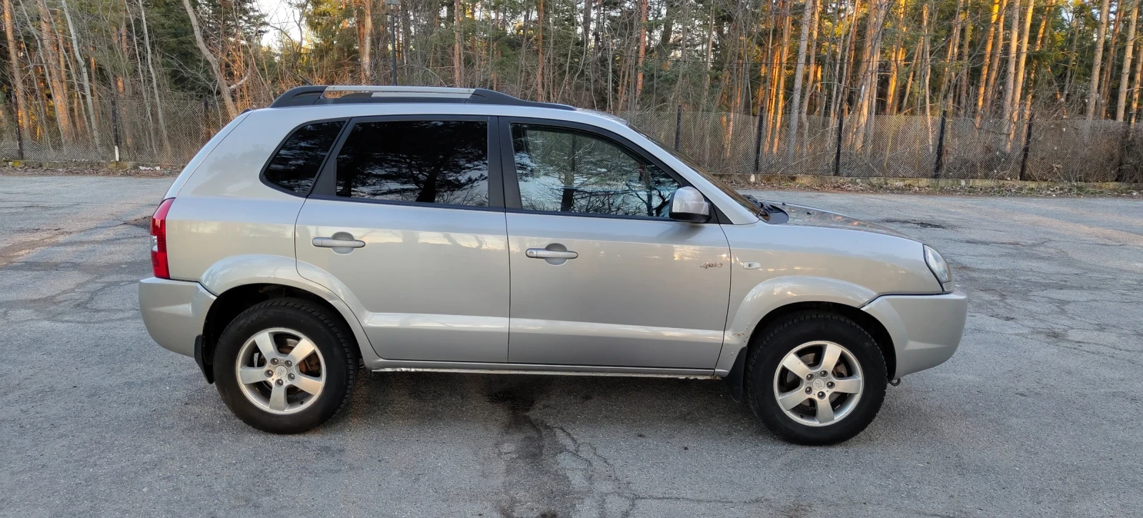 Hyundai Tucson 2.0 benzin-gaz 4х4, снимка 6 - Автомобили и джипове - 54102383